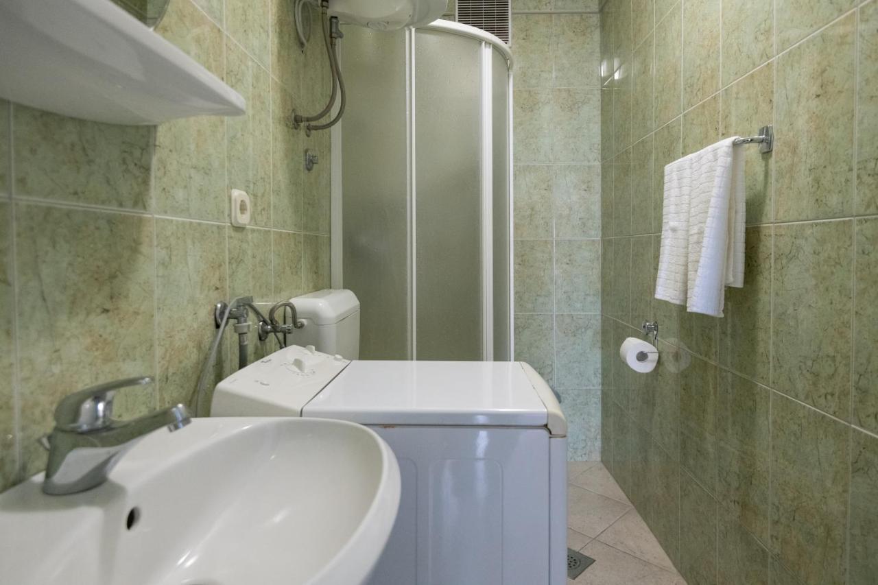 Apartman Ruža Podgora Bagian luar foto